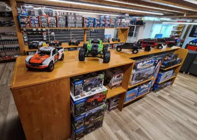 Vue globale de rayonnages du magasin